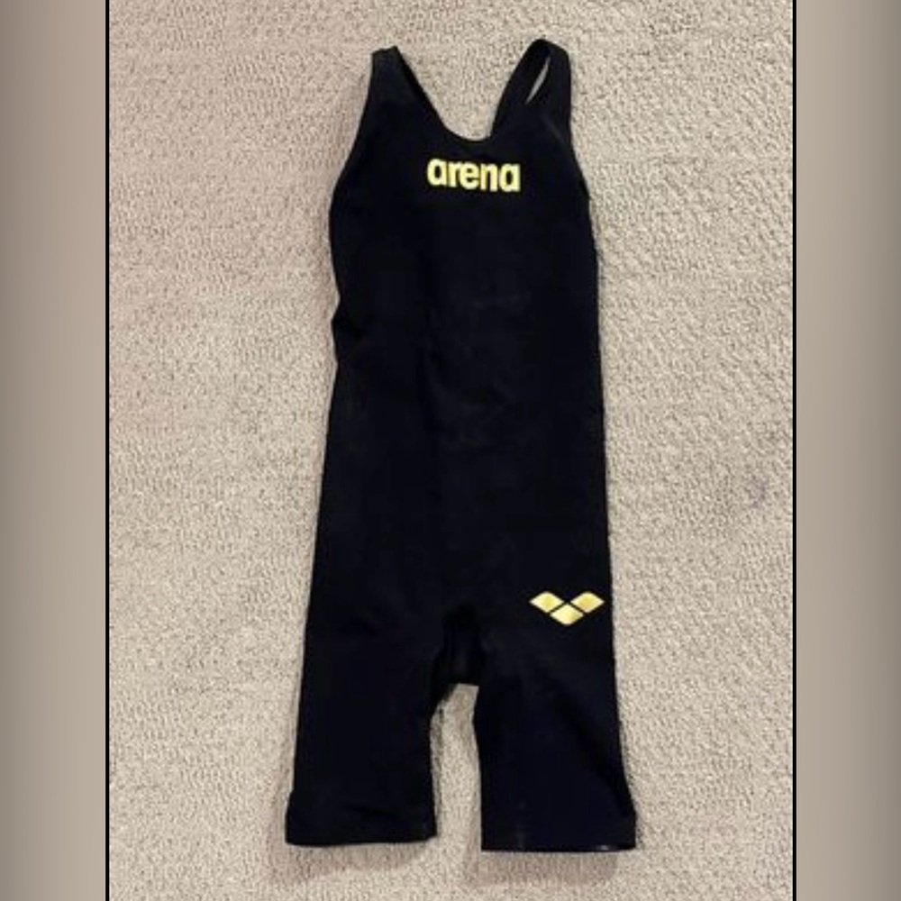 Black & Gold Arena Carbon Air powerskin